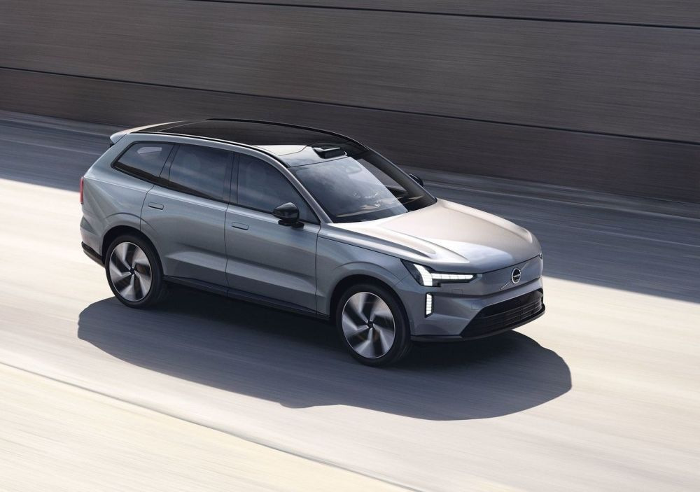 Pregled Volvo EX90: električni paradni model skandinavskega inženirstva