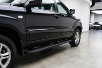 Kia Sportage 2004–2010 Stranske stopnice Bosphorus Black (2 kosa, aluminij) fotografija 1