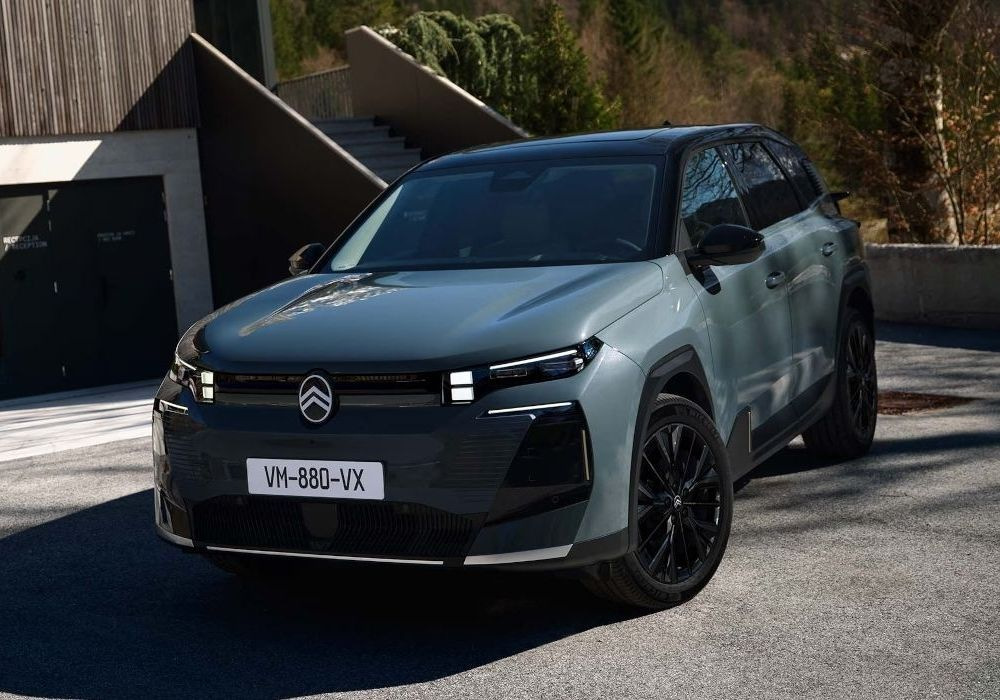 Test Citroën e-C5 Aircross 2025: električno udobje druge generacije