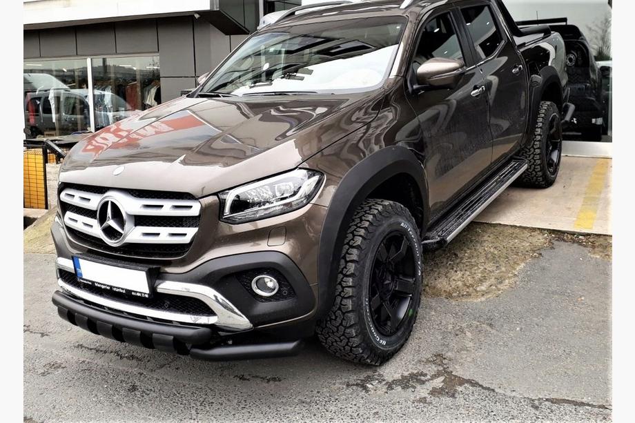 Mercedes X class 2017–2020 Sprednji zaščitni lok Gronder (črn, 70 mm) Image