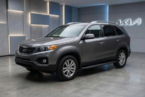 Kia Sorento II XM 2009–2014 Stranske stopnice Bosphorus Black (2 kosa, aluminij) fotografija 1