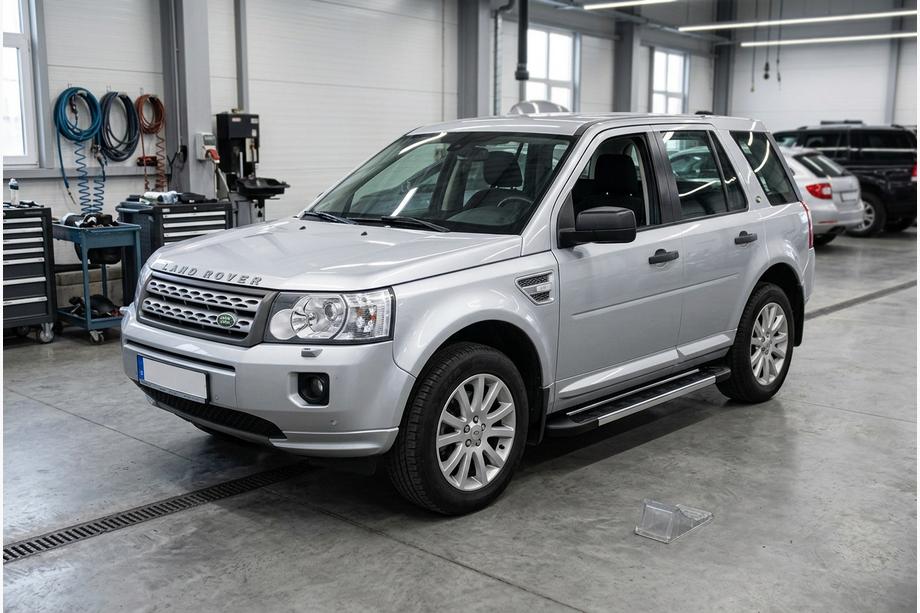 Land Rover Freelander II 2006–2014 Stranske stopnice RedLine V1 (2 kos, aluminij) Image
