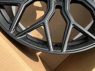 Audi Q8 2018– Kovana platišča OEM R21 V1 (4 kosi) fotografija 4