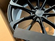 Audi Q8 2018– Kovana OEM platišča R22 V3 (4 kosi) fotografija 10