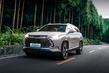Pregled BYD Frigate 07: priključni hibridni SUV z morsko estetiko fotografija 1