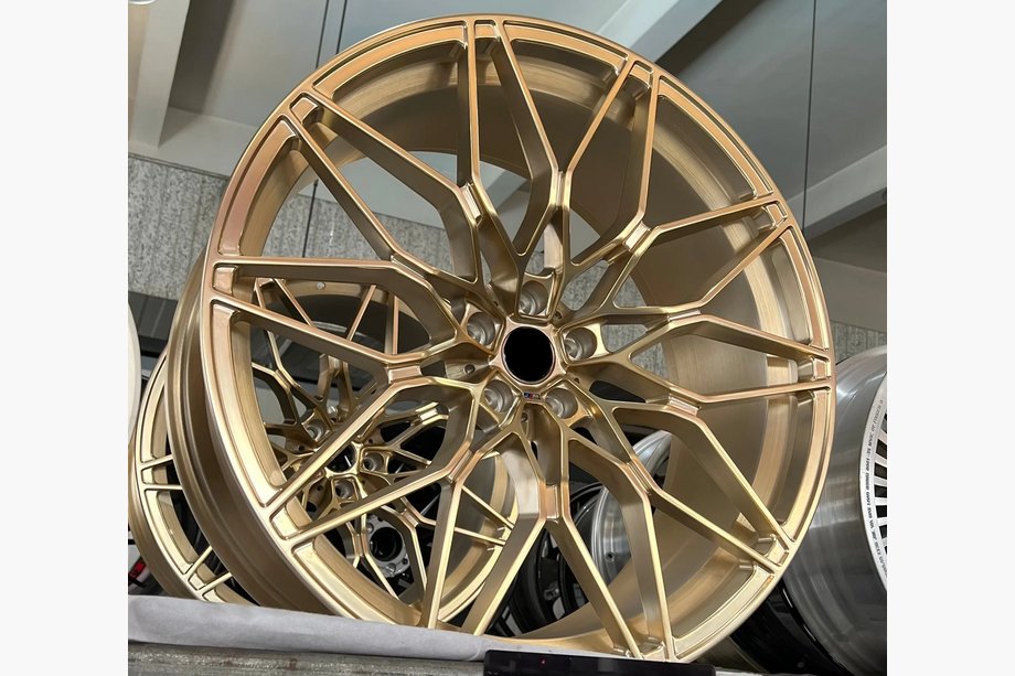 BMW serija 4 G22/23/26 2020– Kovana OEM platišča R19 R20 V2 (4 kosi) Fotografija 2