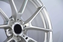 BMW serija 2 G42 2021– Kovana OEM platišča R19 R20 V2 (4 kosi) fotografija 4