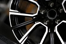 BMW serija 7 G70/G71 2022– Kovana platišča OEM R22 V1 (4 kos) fotografija 3