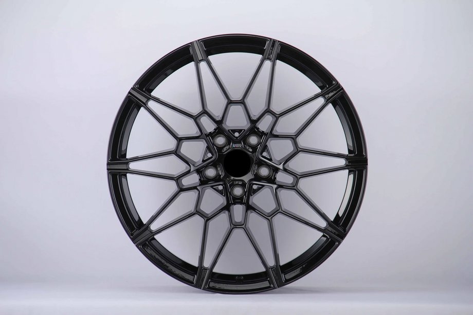 BMW serija 4 G22/23/26 2020– Kovana OEM platišča R19 R20 V4 (4 kosi) Image