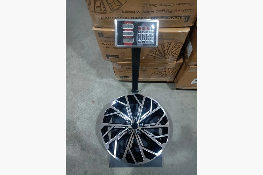 BMW serija 4 G22/23/26 2020– Kovana platišča OEM R20 V4 (4 kosi) Fotografija 10