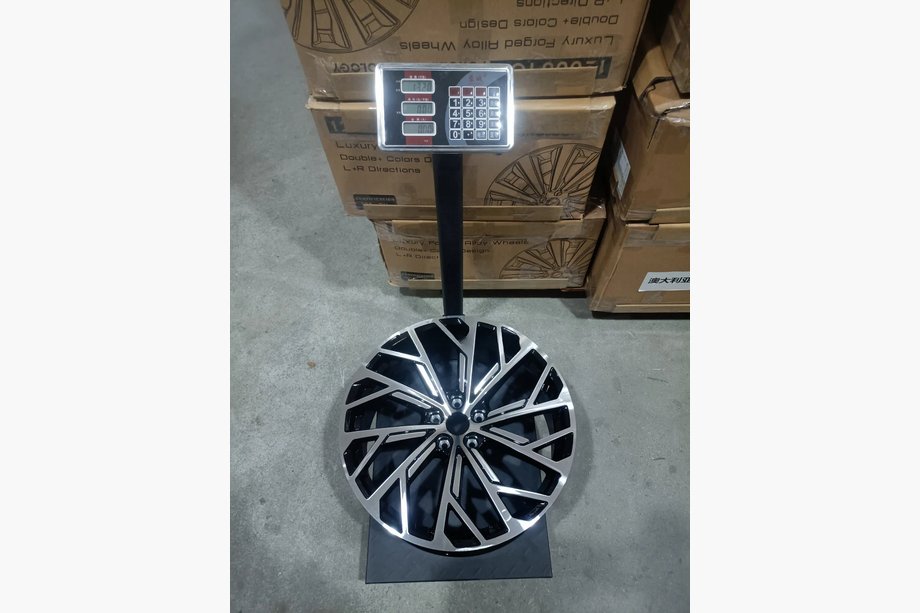 BMW serija 4 G22/23/26 2020– Kovana platišča OEM R20 V4 (4 kosi) Fotografija 11