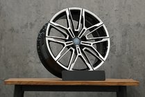 BMW X7 G07 2019– Kovana platišča OEM R22 V4 (4 kos) fotografija 1