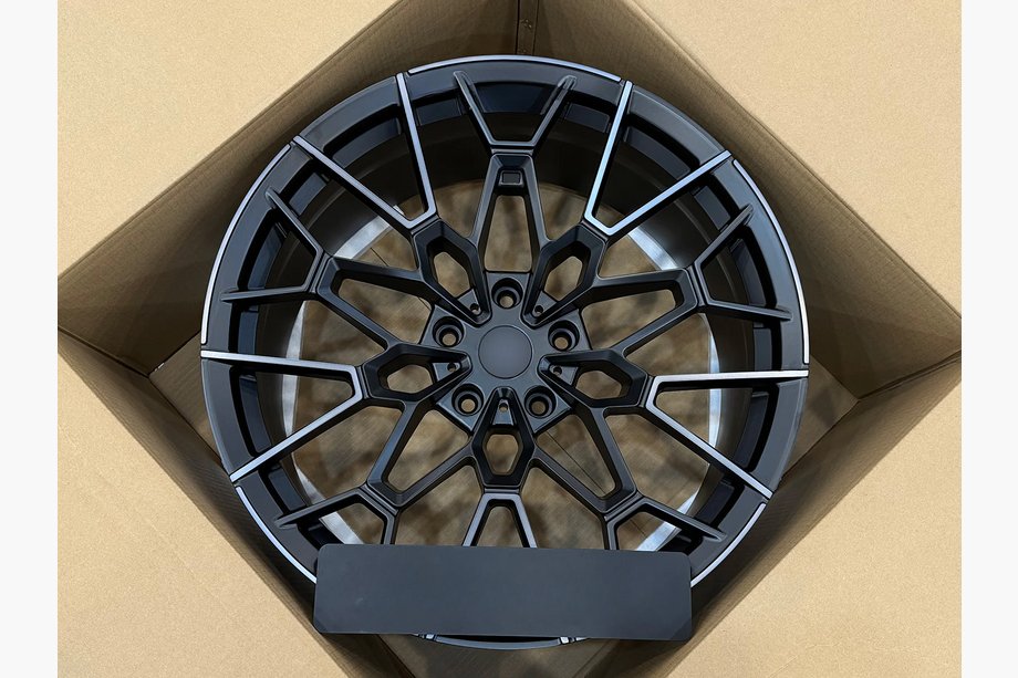 BMW 5/i5 serija G60/G60E/G61 2023– Kovana platišča OEM R22 V1 (4 kos) Image