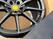 Ferrari 488 GTB 2015–2019 Kovana OEM platišča R20 V2 (4 kosi) fotografija 5