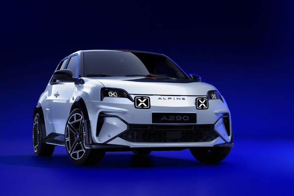 Test električnega kombilimuzinskega Alpine A290