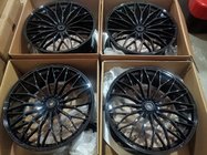 Lamborghini Urus 2018– Kovana platišča OEM R23 V6 (4 kosi) fotografija 5
