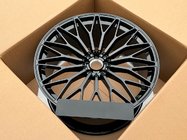 Lamborghini Urus 2018– Kovana platišča OEM R23 V7 (4 kos) fotografija 3