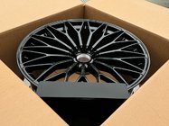 Lamborghini Urus 2018– Kovana platišča OEM R23 V7 (4 kos) fotografija 5