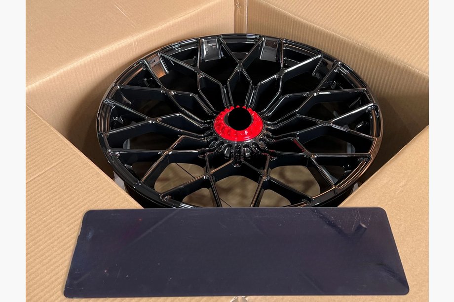 Lamborghini Huracan 2014– Kovana OEM platišča R20 R21 V1 (4 kos) Fotografija 8
