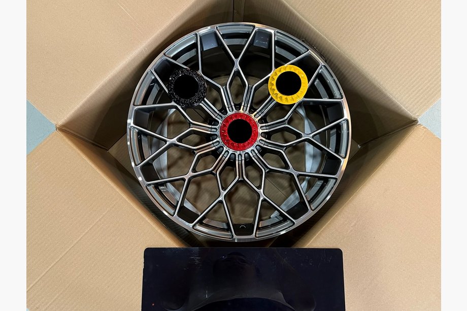 Lamborghini Huracan 2014– Kovana OEM platišča R20 R21 V1 (4 kos) Fotografija 10
