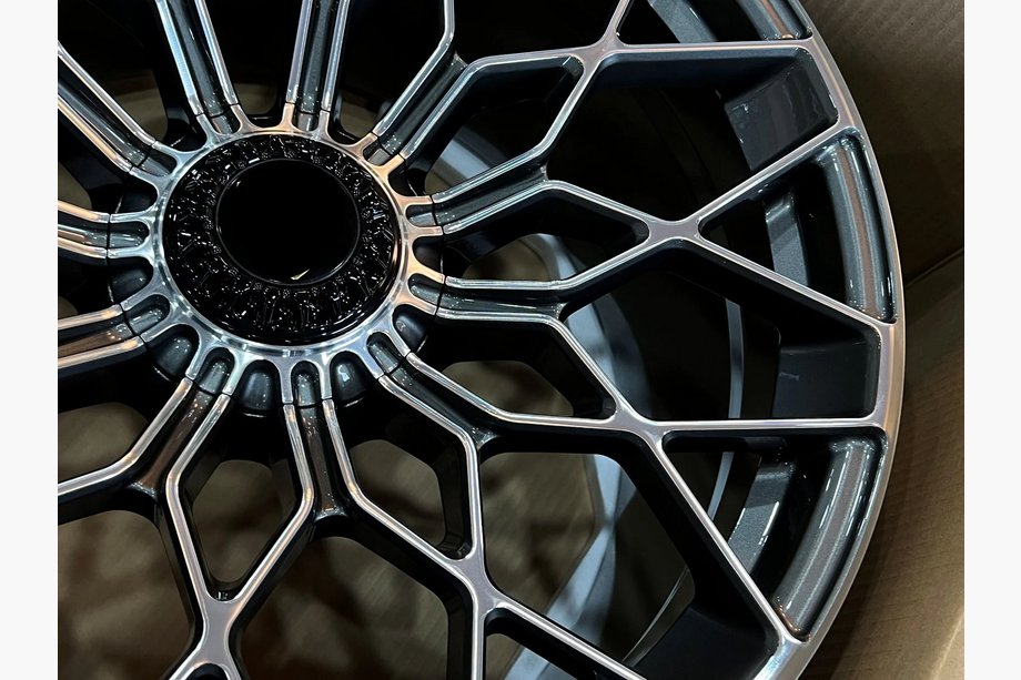 Lamborghini Huracan 2014– Kovana OEM platišča R20 R21 V1 (4 kos) Fotografija 16