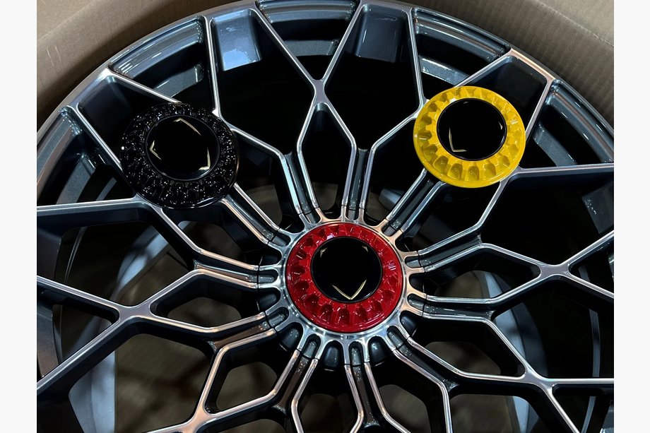 Lamborghini Huracan 2014– Kovana OEM platišča R20 R21 V1 (4 kos) Fotografija 20