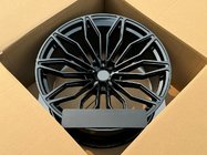 Lamborghini Urus 2018– Kovana platišča OEM R23 V12 (4 kosi) fotografija 2