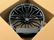 Lamborghini Urus 2018– Kovana platišča OEM R23 V12 (4 kosi) fotografija 3