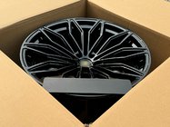 Lamborghini Urus 2018– Kovana platišča OEM R23 V12 (4 kosi) fotografija 5
