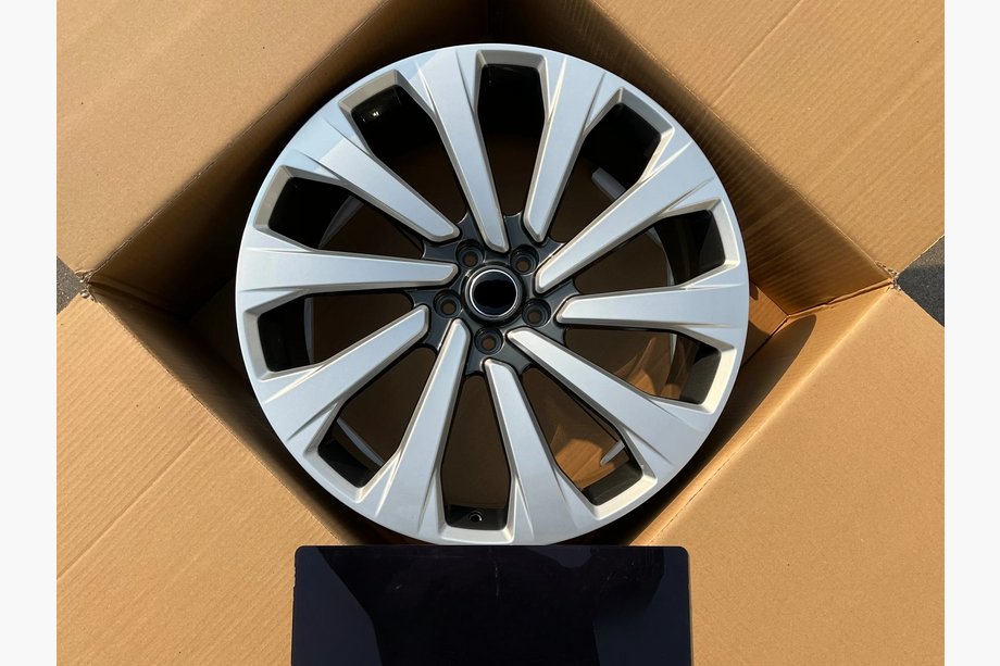 Range Rover V L460 2021– OEM kovana platišča R23 R24 V2 (4 kos) Image