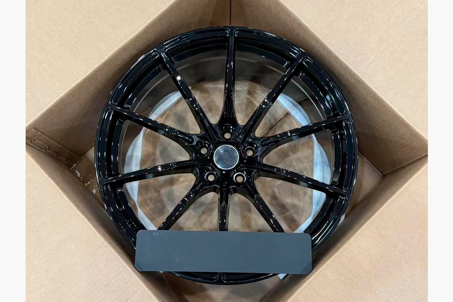 McLaren 540C/570S 2015–2020 OEM kovana platišča R19 R20 V1 (4 kos) Image