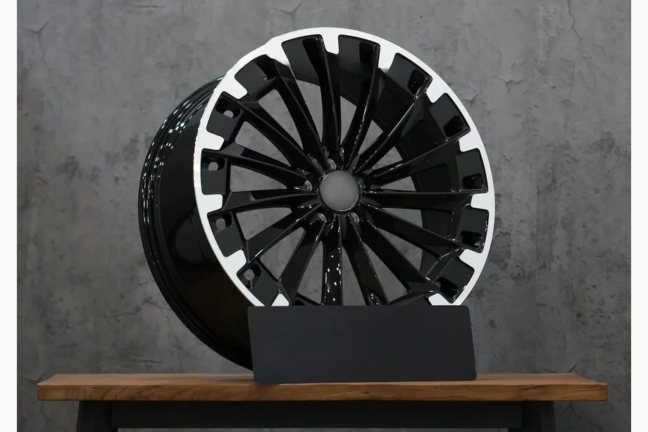 Mercedes EQE Kovana OEM platišča R20 (4 kos) Image