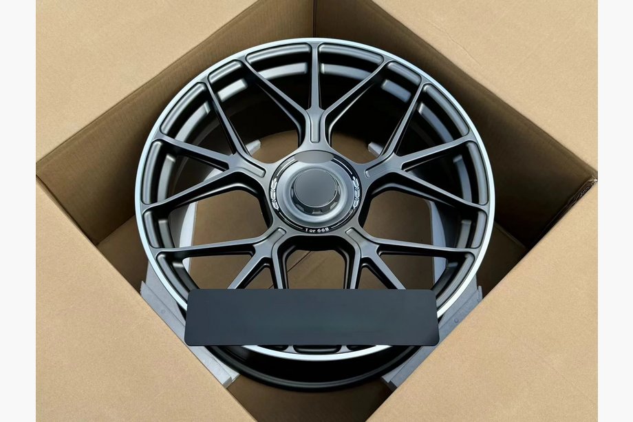 Mercedes razred C W206 2022– Kovana OEM platišča R20 (4 kos) Fotografija 3