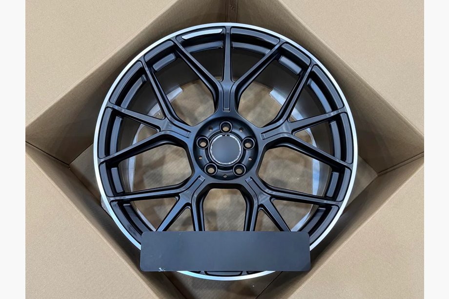 Mercedes Razred E W213 2016–2023 OEM kovana platišča R21 (4 kos) Image
