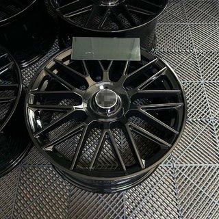 Kovana OEM platišča R19 (4 kosi) Mercedes CLS C218 2011–2018 fotografija 2