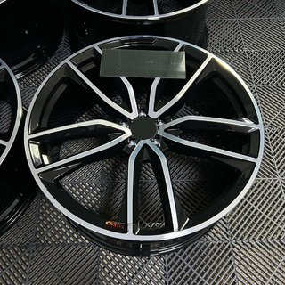 Kovana platišča OEM R23 V5 (4 kos) Mercedes GLS X167 2019– fotografija 2