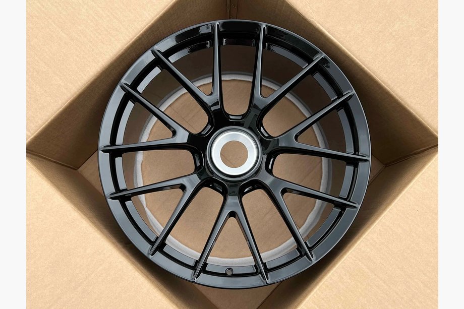 Porsche 911 (992) 2018– Kovani OEM platišči R20 R21 V12 (4 kos) Image
