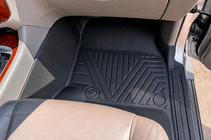 Toyota Land Cruiser 100 1998–2007 Gumijasti tepihi za avto Niken Luxury 3D (3 kosi) fotografija 2