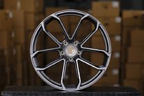 Porsche Macan 2014–2024 OEM kovana platišča R18 (4 kosi) fotografija 1