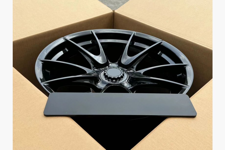 Porsche 911 (997) 2004–2012 Kovana OEM platišča R19 V1 (4 kos) Fotografija 4
