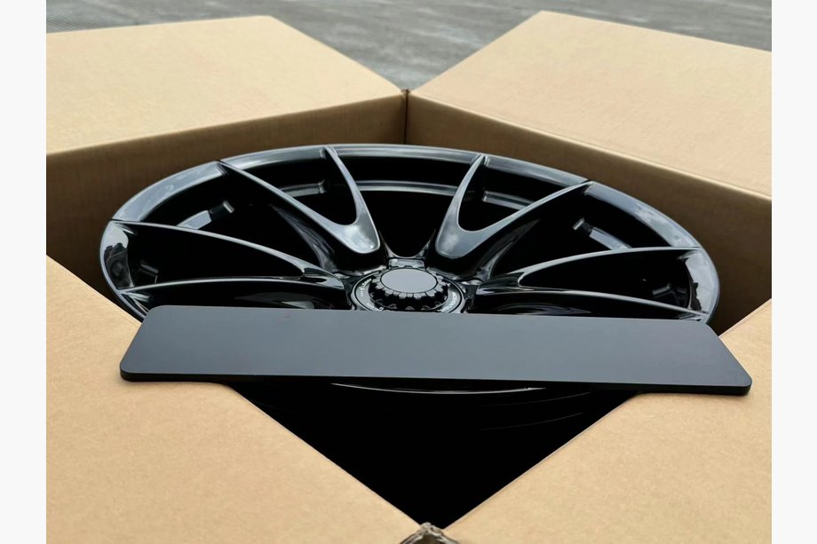 Porsche 911 (997) 2004–2012 Kovana OEM platišča R19 V1 (4 kos) Fotografija 5