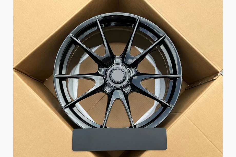 Porsche 911 (997) 2004–2012 Kovana OEM platišča R19 V1 (4 kos) Fotografija 1