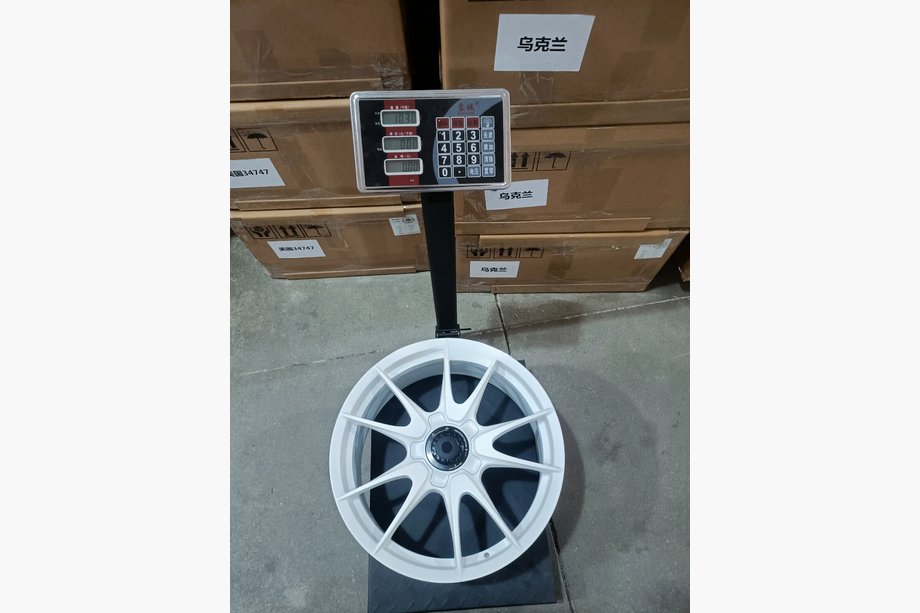 Porsche 911 (997) 2004–2012 Kovana platišča OEM R19 V2 (4 kosi) Fotografija 9