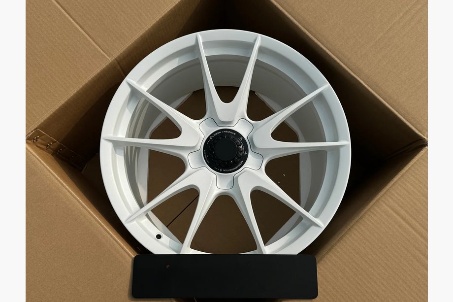Porsche 911 (997) 2004–2012 Kovana platišča OEM R19 V2 (4 kosi) Fotografija 1