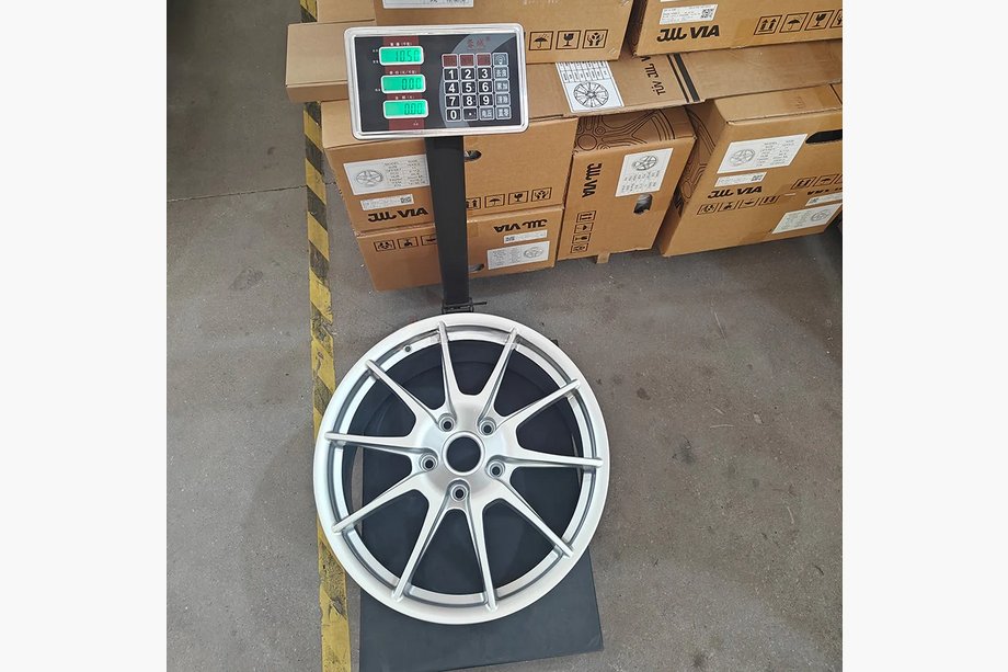 Porsche 911 (997) 2004–2012 Kovana platišča OEM R19 V4 (4 kosi) Fotografija 11