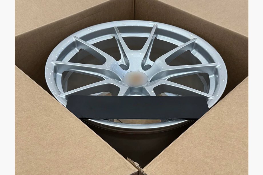 Porsche 911 (997) 2004–2012 Kovana platišča OEM R19 V4 (4 kosi) Fotografija 5