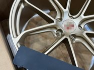 Porsche Cayenne 2018– Kovana OEM platišča R22 V10 (4 kos) fotografija 10