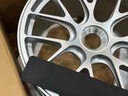 Porsche 911 (991) 2011–2019 OEM kovana platišča R20 V6 (4 kos) fotografija 8