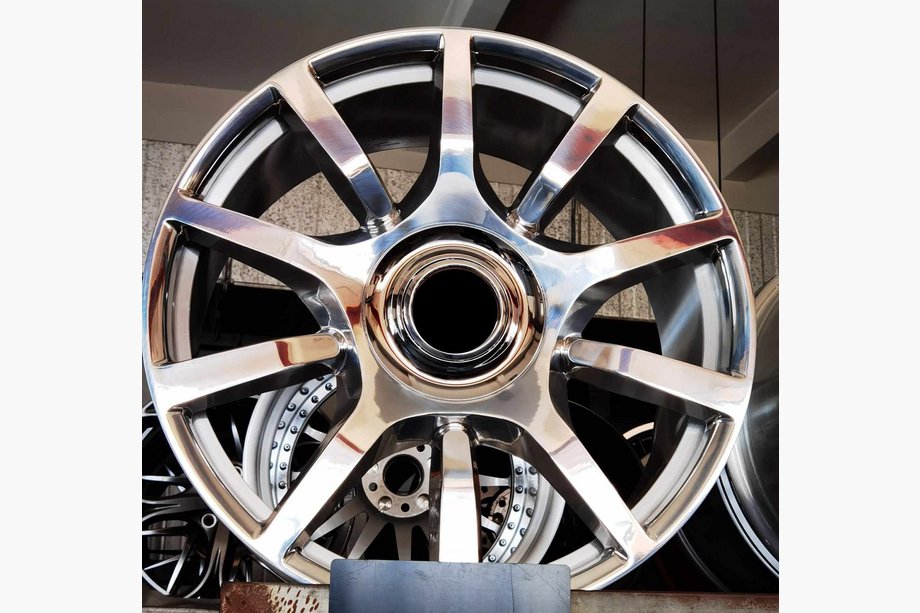Rolls-Royce Cullinan 2018– Kovana platišča OEM R24 V2 (4 kos) Image