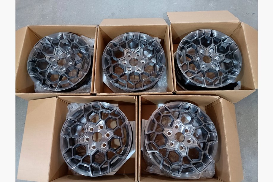 Toyota Land Cruiser Prado 250 2023– Kovana platišča OEM R17 (4 kos) Fotografija 3